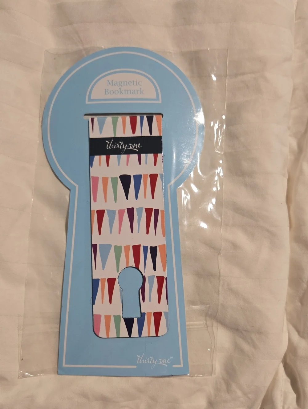 Thirty-One Multicolor Magnetic Bookmark - Colorful Triangle Pattern